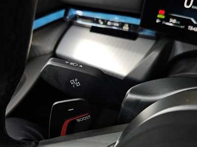2025 BMW 5 SERIES — миниатюра 36