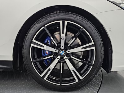 2025 BMW 5 SERIES 照片 8