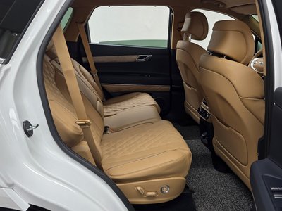 2022 Genesis GV80 thumbnail 18