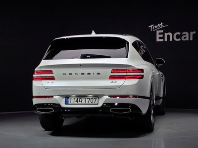 صورة 3 لـ 2022 Genesis GV80