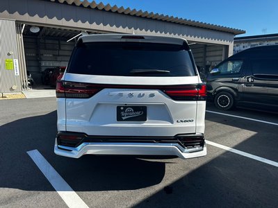 LEXUS LX - 8