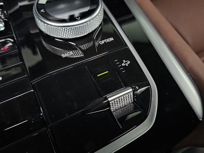 صورة مصغرة 31 لـ 2025 BMW X6