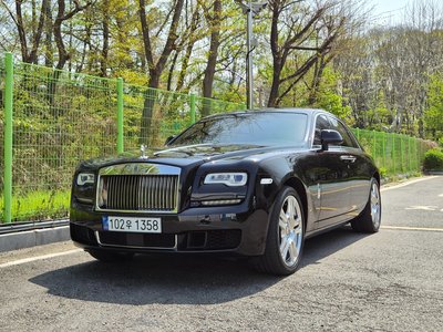 ROLLS-ROYCE GHOST - 1