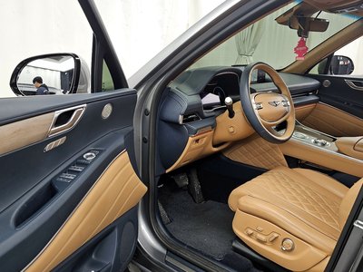GENESIS GV80 - 10