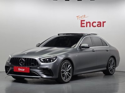MERCEDES-BENZ E-CLASS - 1