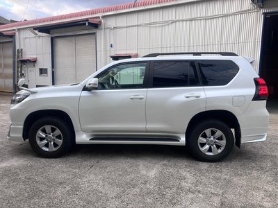 TOYOTA LAND CRUISER PRADO - 8