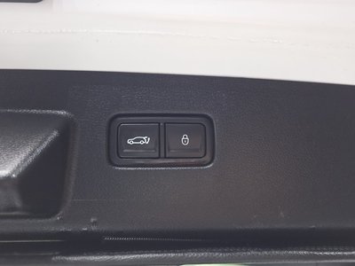 2022 Genesis GV60 — миниатюра 31