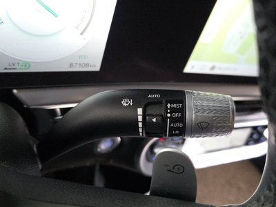 2022 Genesis GV60 — миниатюра 29