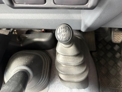 2014 Toyota LAND CRUISER 70 — миниатюра 35