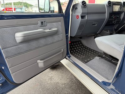 2014 Toyota LAND CRUISER 70 — миниатюра 46