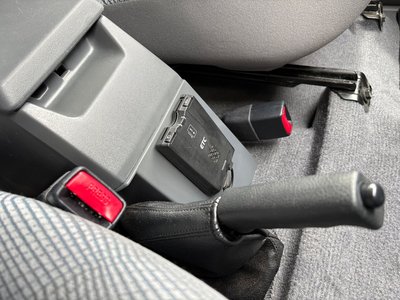 2014 Toyota LAND CRUISER 70 — миниатюра 37