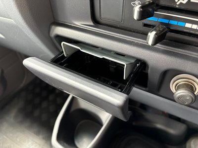 2014 Toyota LAND CRUISER 70 — миниатюра 34