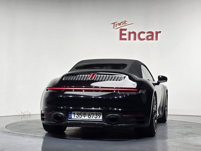 PORSCHE 911 - 4