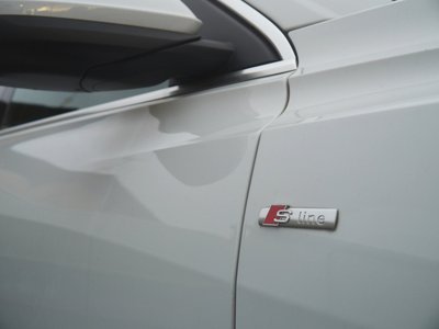 صورة 8 لـ 2023 AUDI Q8