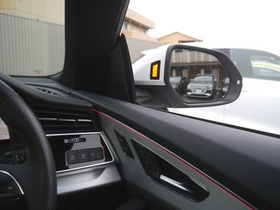 2023 AUDI Q8 — миниатюра 24