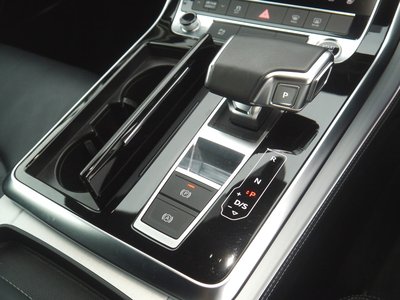 2023 AUDI Q8 — миниатюра 35