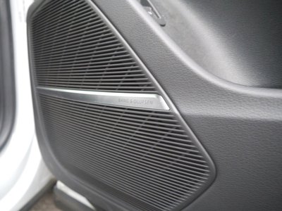 2023 AUDI Q8 — миниатюра 16