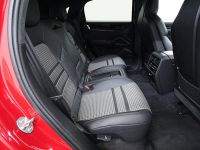 2024 Porsche CAYENNE — миниатюра 37
