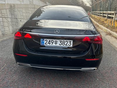 MERCEDES-BENZ E-CLASS - 3
