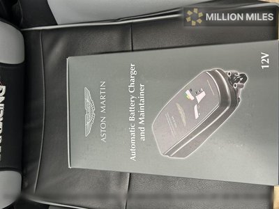 ASTON MARTIN V8 VANTAGE - 7