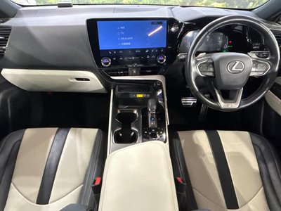2023 Lexus NX — фото 2