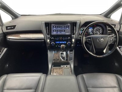 2021 Toyota ALPHARD — фото 8