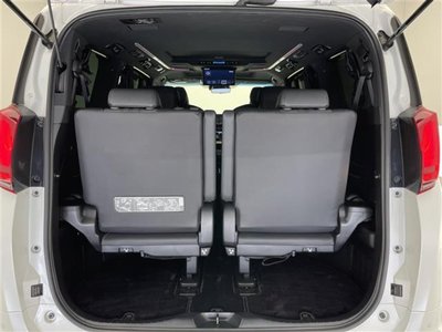 2021 Toyota ALPHARD thumbnail 32