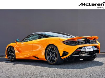 MCLAREN 750S - 9