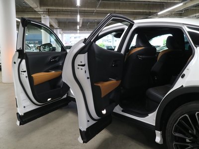 2022 Toyota CROWN CROSSOVER thumbnail 18