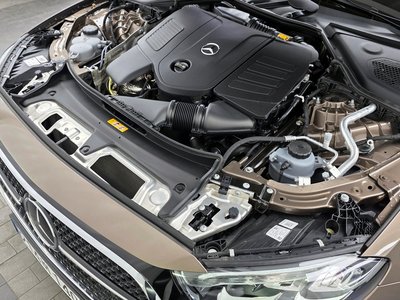 MERCEDES-BENZ E-CLASS - 7