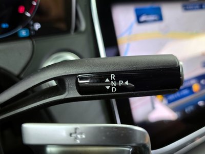 MERCEDES-BENZ E-CLASS - 9