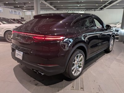 PORSCHE CAYENNE - 8