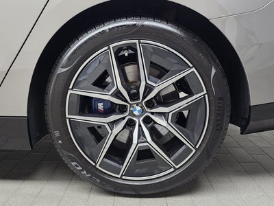 2025 BMW 5 SERIES photo 8