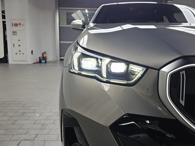 2025 BMW 5 SERIES photo 9