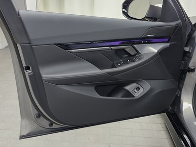 2025 BMW 5 SERIES 缩略图 14