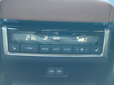 صورة مصغرة 48 لـ 2026 Lexus GX