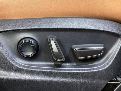 TOYOTA CROWN SPORT - 7