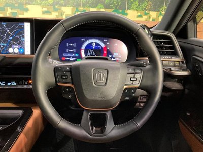 TOYOTA CROWN SPORT - 8