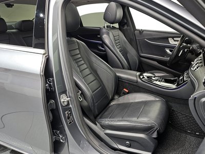 MERCEDES-BENZ E-CLASS - 10