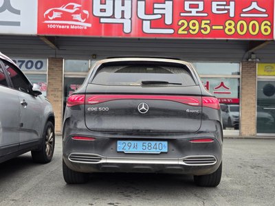 MERCEDES-BENZ EQE - 6