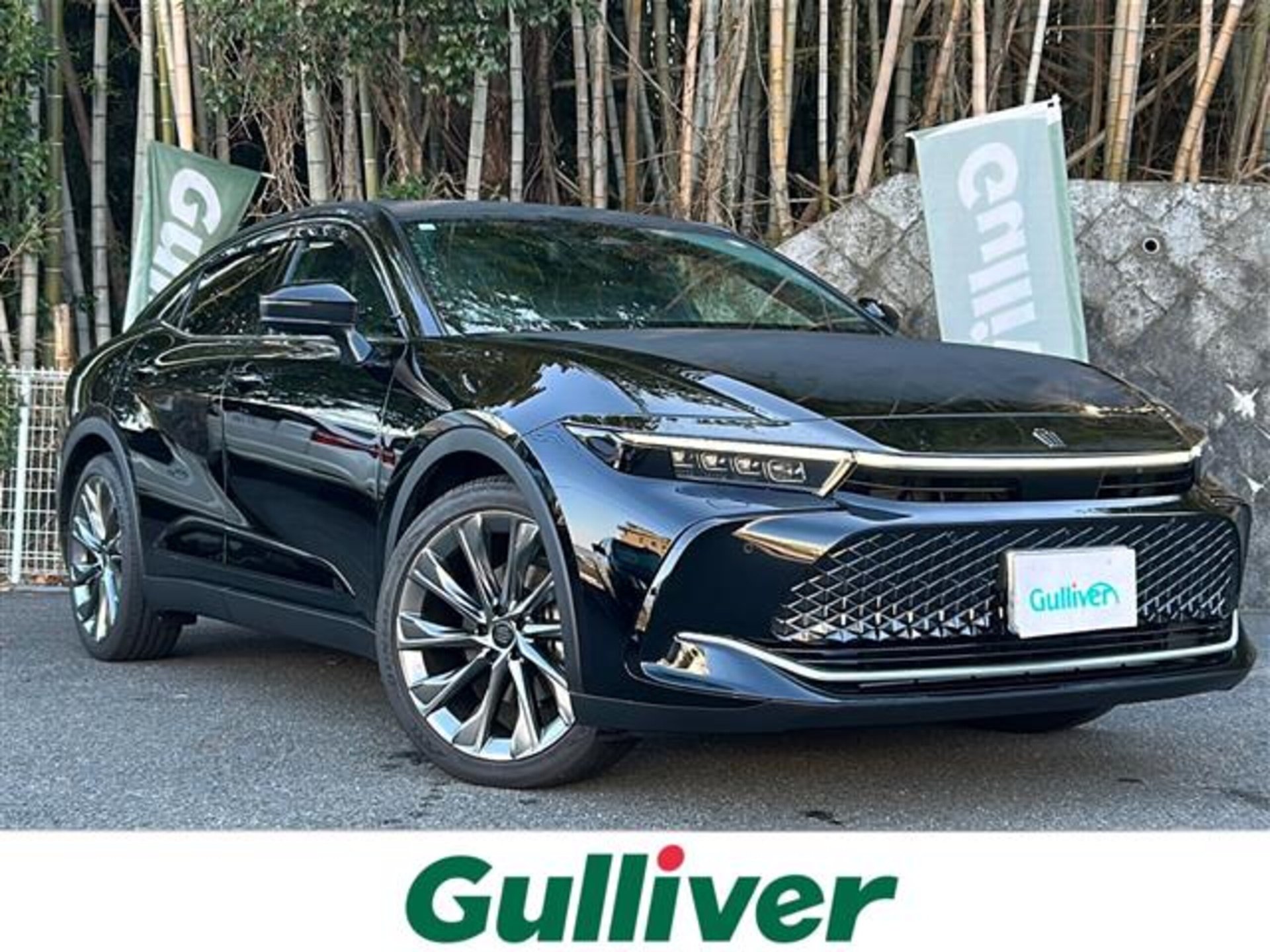 TOYOTA CROWN CROSSOVER - View 1