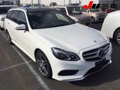 MERCEDES-BENZ E-CLASS - 1