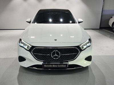MERCEDES-BENZ E-CLASS - 7
