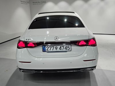 MERCEDES-BENZ E-CLASS - 5