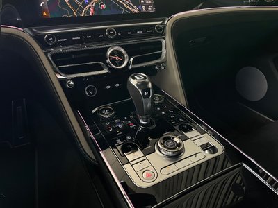 صورة مصغرة 24 لـ 2025 Bentley FLYING SPUR