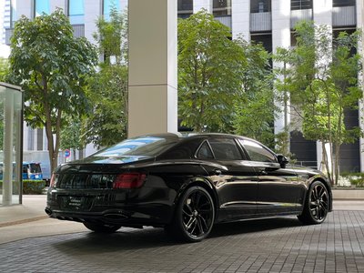 2025 Bentley FLYING SPUR 照片 7