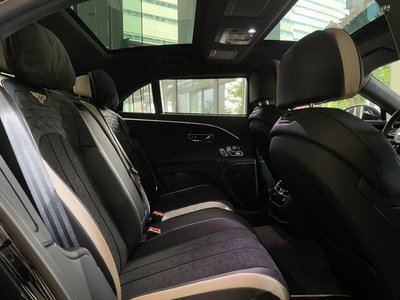 صورة مصغرة 17 لـ 2025 Bentley FLYING SPUR