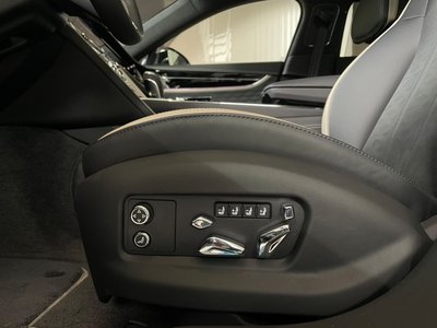 صورة مصغرة 11 لـ 2025 Bentley FLYING SPUR