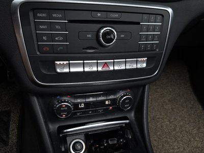 صورة مصغرة 25 لـ 2017 Mercedes-BENZ CLA