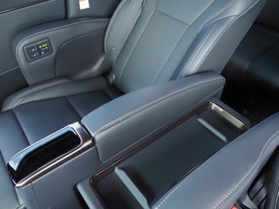 2024 Toyota ALPHARD thumbnail 32